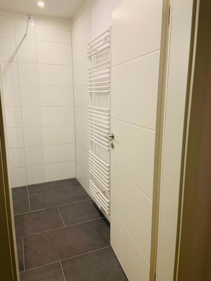 Neues, Ruhiges Apartment Nordic In Duesseldorf-Nord Esterno foto